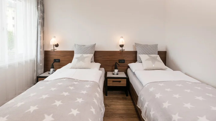 Twin bedroom — Apartment Saslonch
