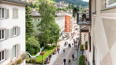 View from the balcony of apartment Resciesa on the pedestrian zone of Ortisei